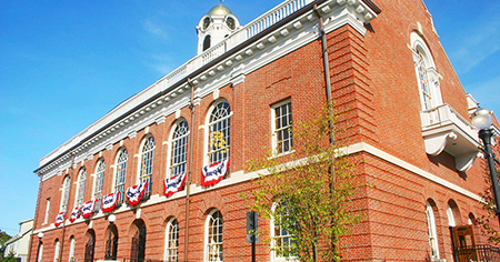 Babson Students Examine Needham’s Economic Outlook