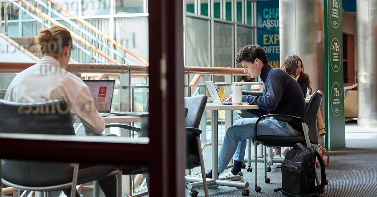 Students use laptops in Olin Hall